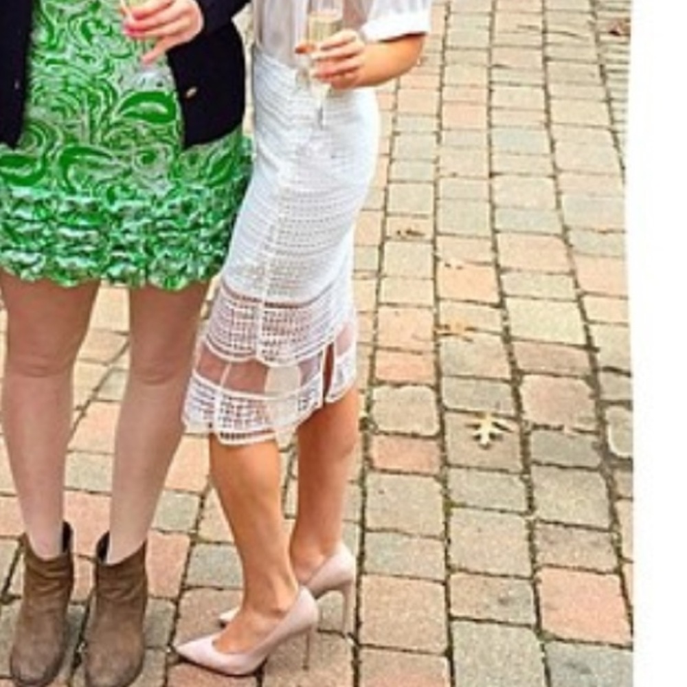 Skirt!